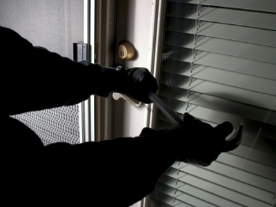 Διάρρηξη… «μπροστά στα μάτια των αστυνομικών»